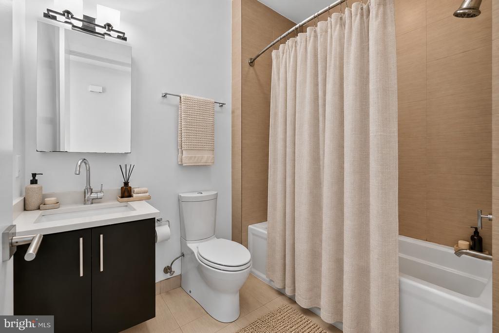 845 N ORIANNA STREET Unit: 8