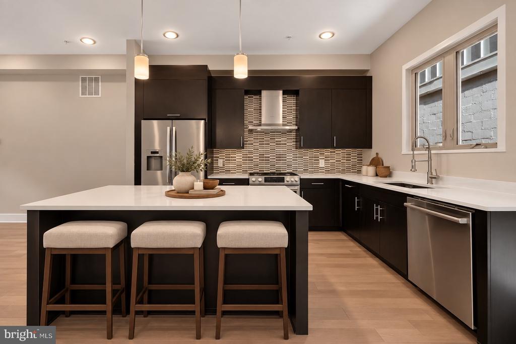 845 N ORIANNA STREET Unit: 8