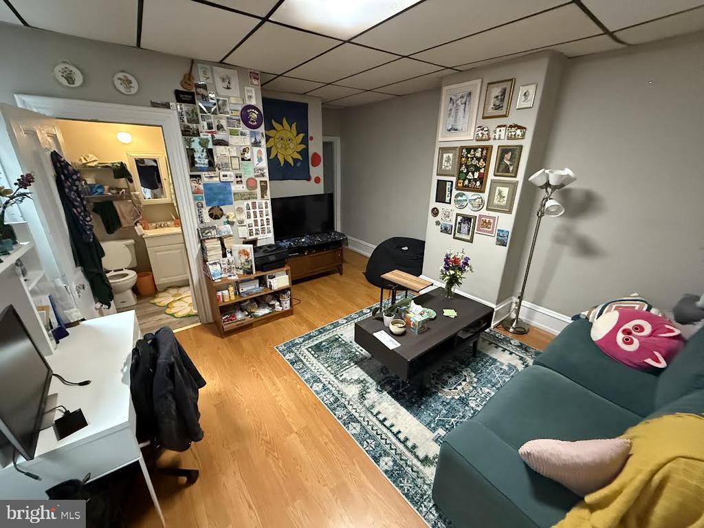 1417-1419 E COLUMBIA AVENUE