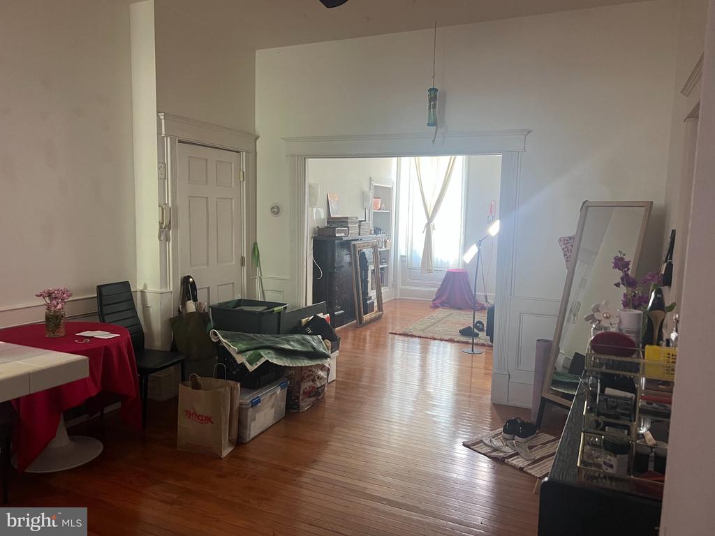 963 N 5TH STREET