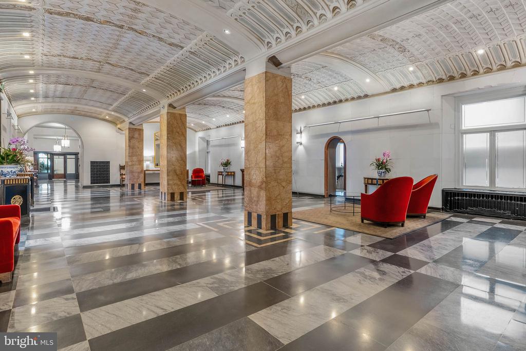 1901 WALNUT STREET Unit: 15A