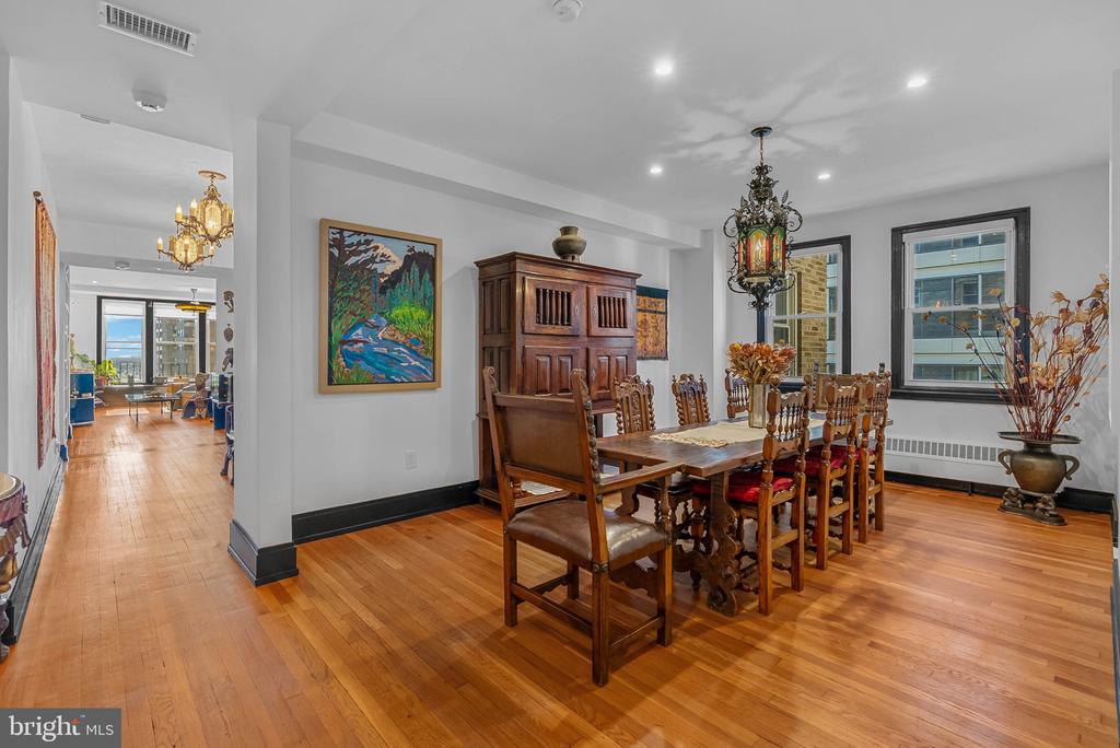 1901 WALNUT STREET Unit: 15A