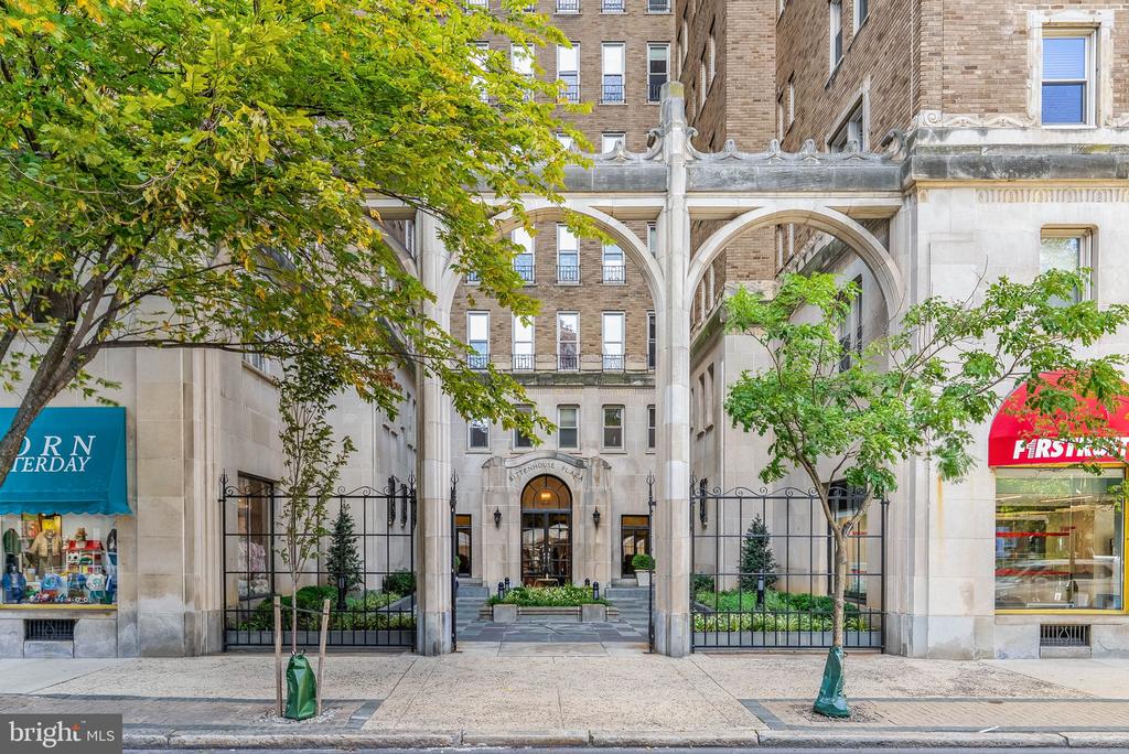 1901 WALNUT STREET Unit: 15A