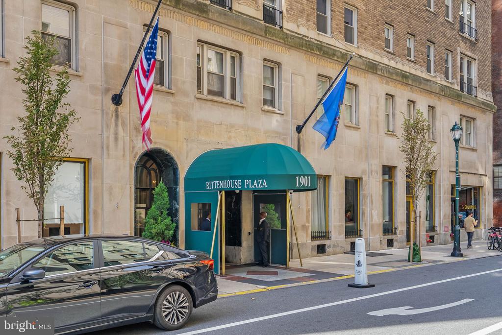 1901 WALNUT STREET Unit: 15A