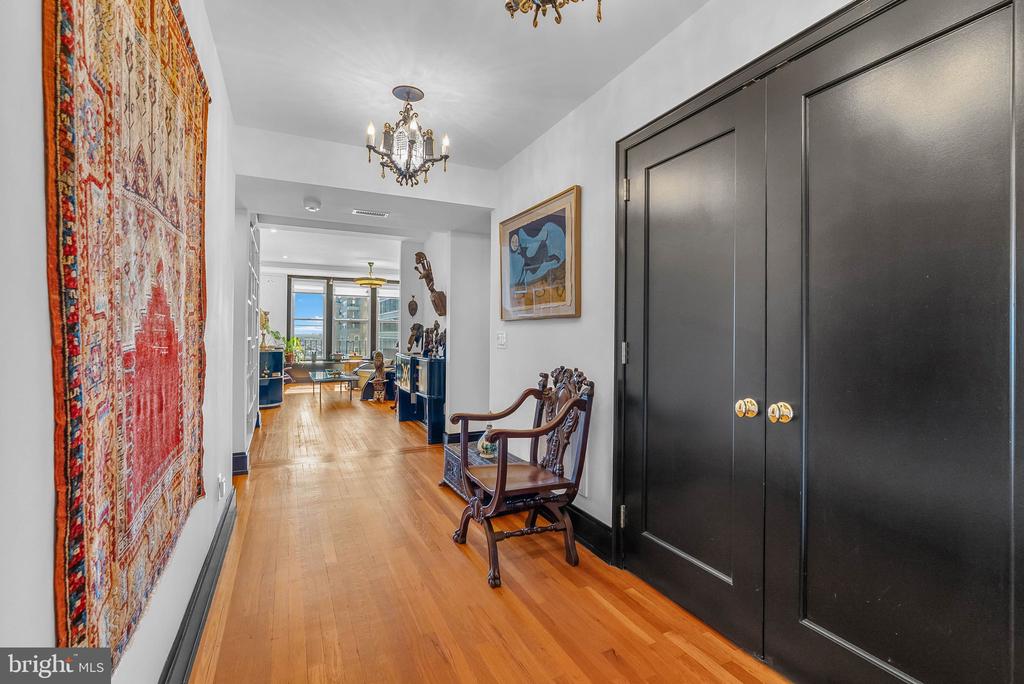1901 WALNUT STREET Unit: 15A