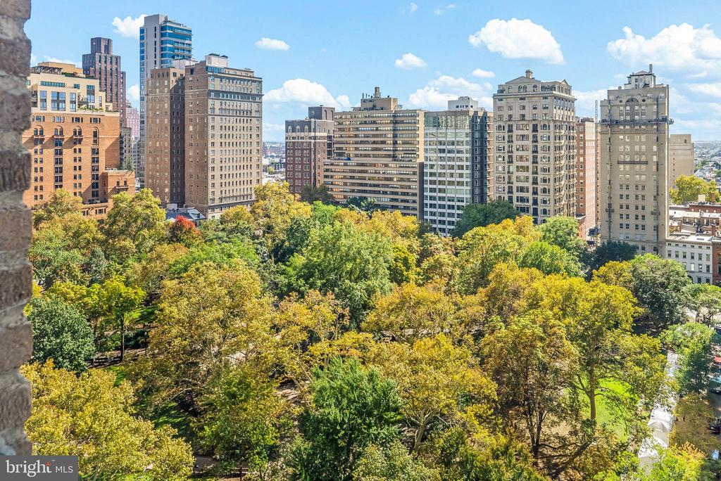 1901 WALNUT STREET Unit: 15A