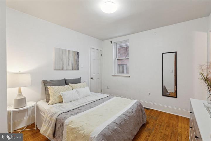 1305 SPRUCE STREET Unit: TH1C