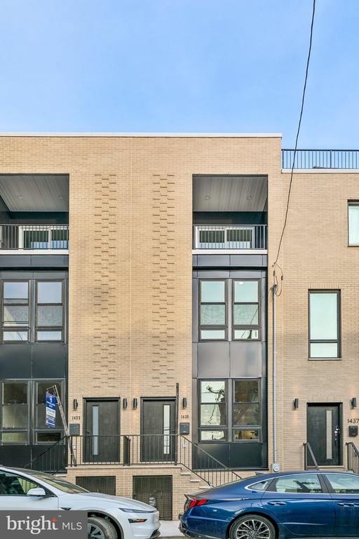 1433 S 8TH STREET