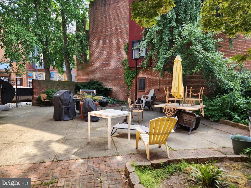 514 S 12TH STREET Unit: B