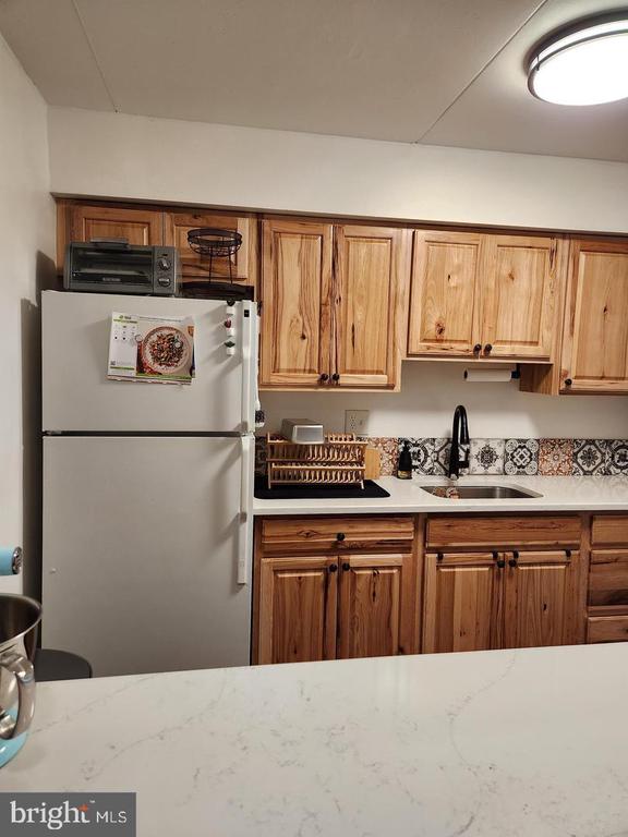 514 S 12TH STREET Unit: B