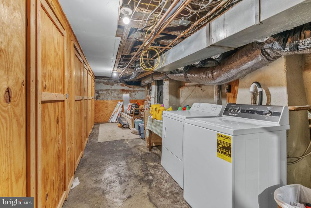 2306 SPRUCE STREET Unit: 201