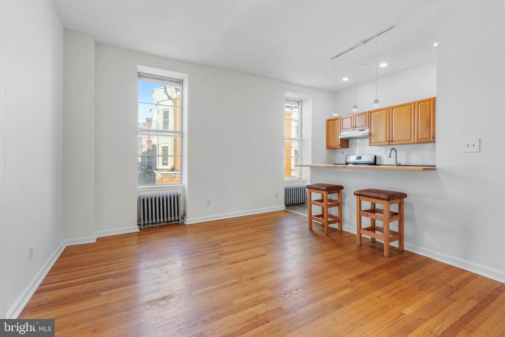 2306 SPRUCE STREET Unit: 201