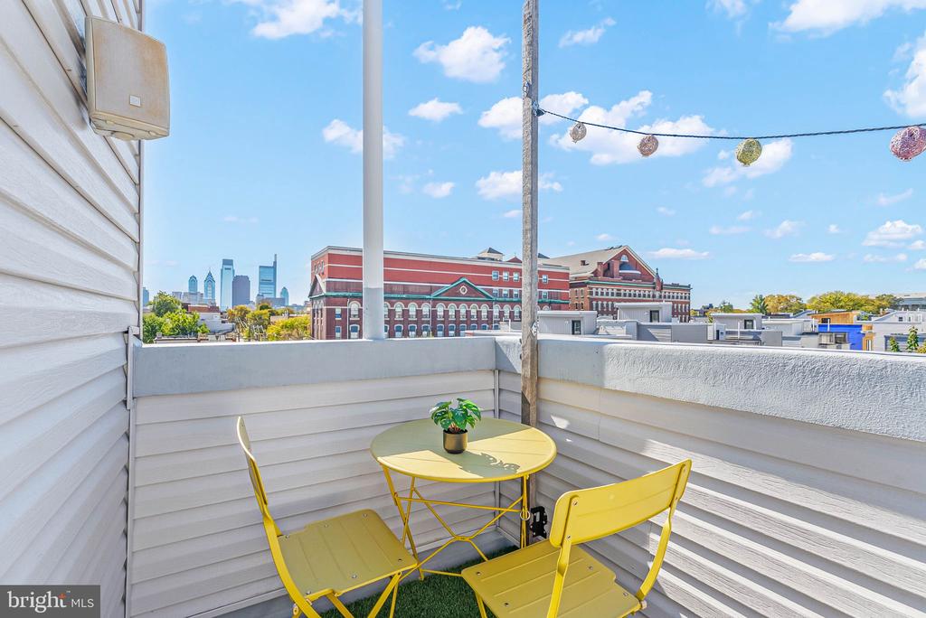 1325 N 17TH Unit: A