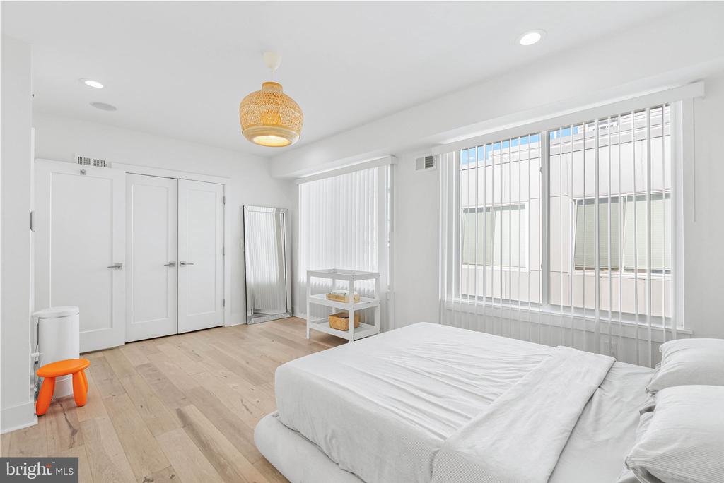 1325 N 17TH Unit: A