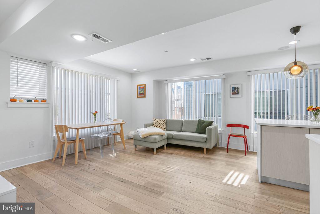 1325 N 17TH Unit: A