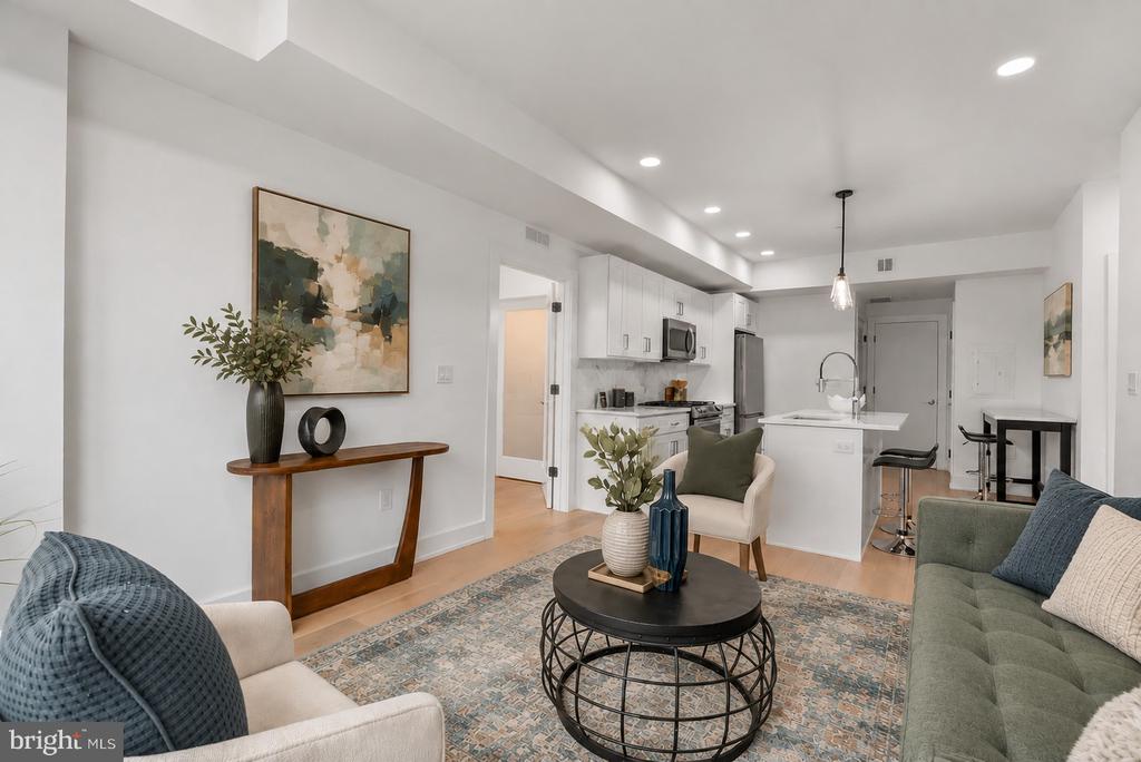 950 N 2ND STREET Unit: 3B