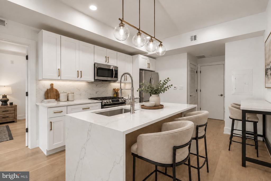 950 N 2ND STREET Unit: 3B