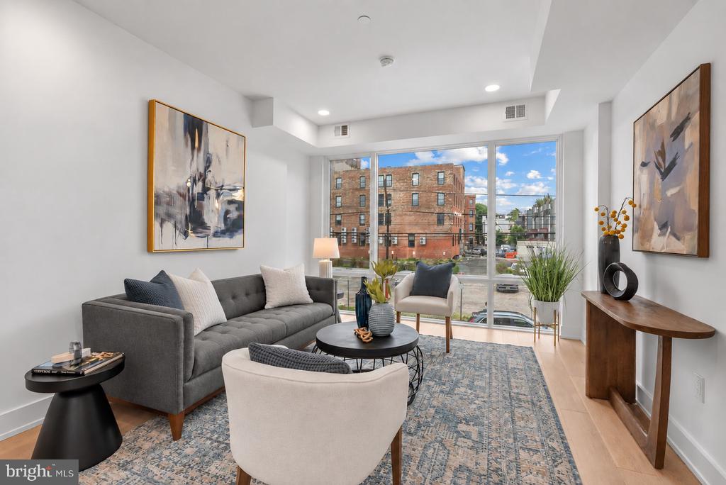 950 N 2ND STREET Unit: 3B