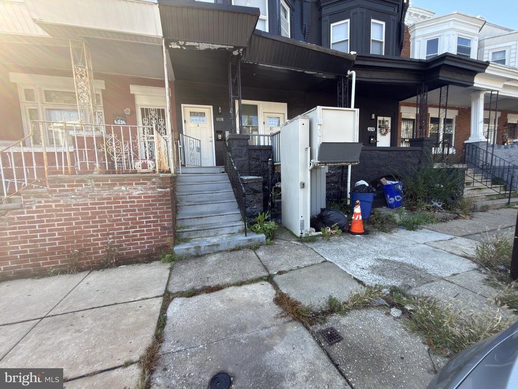 6038 LOCUST STREET