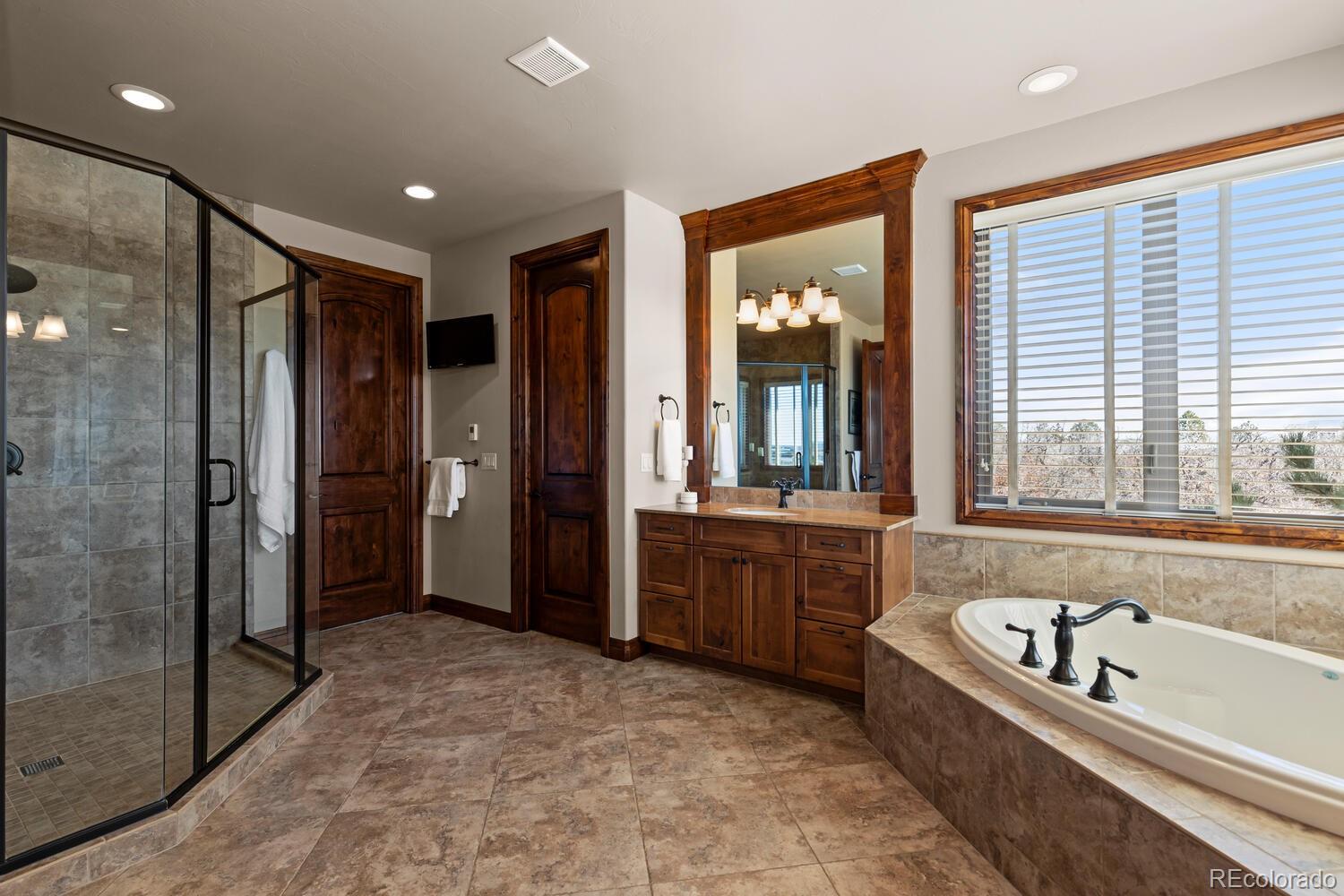 4950 Raintree Circle