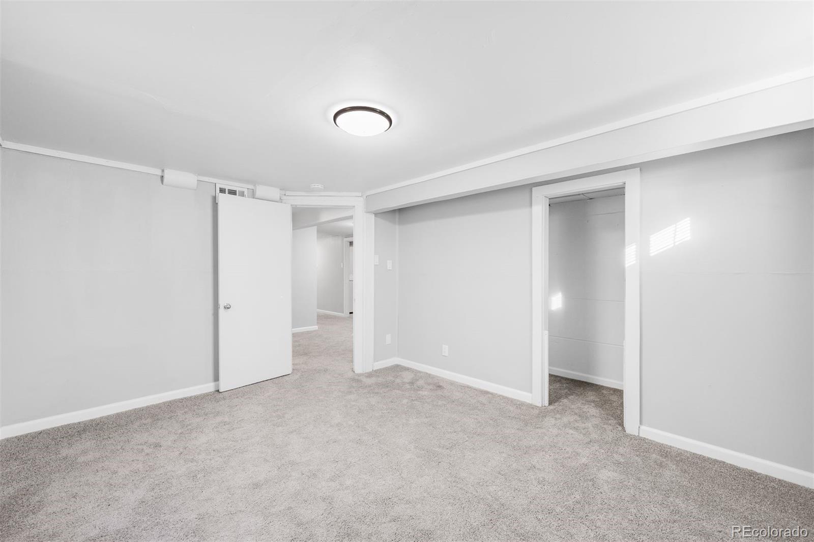 1187 Syracuse Street