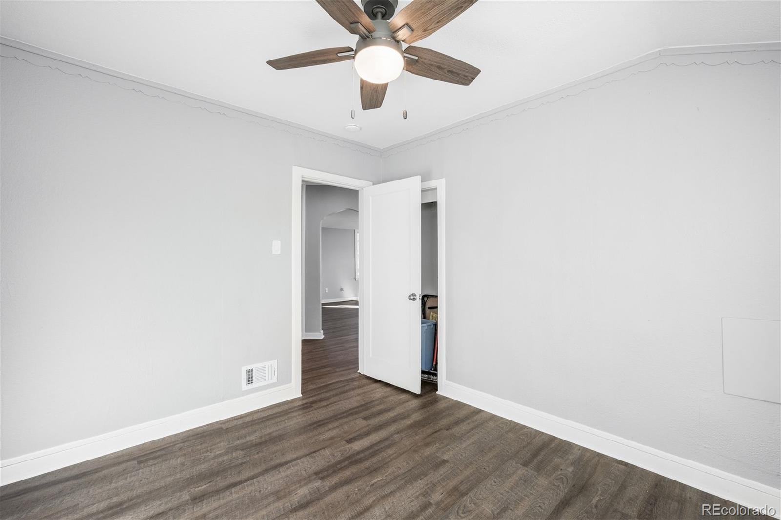 1187 Syracuse Street