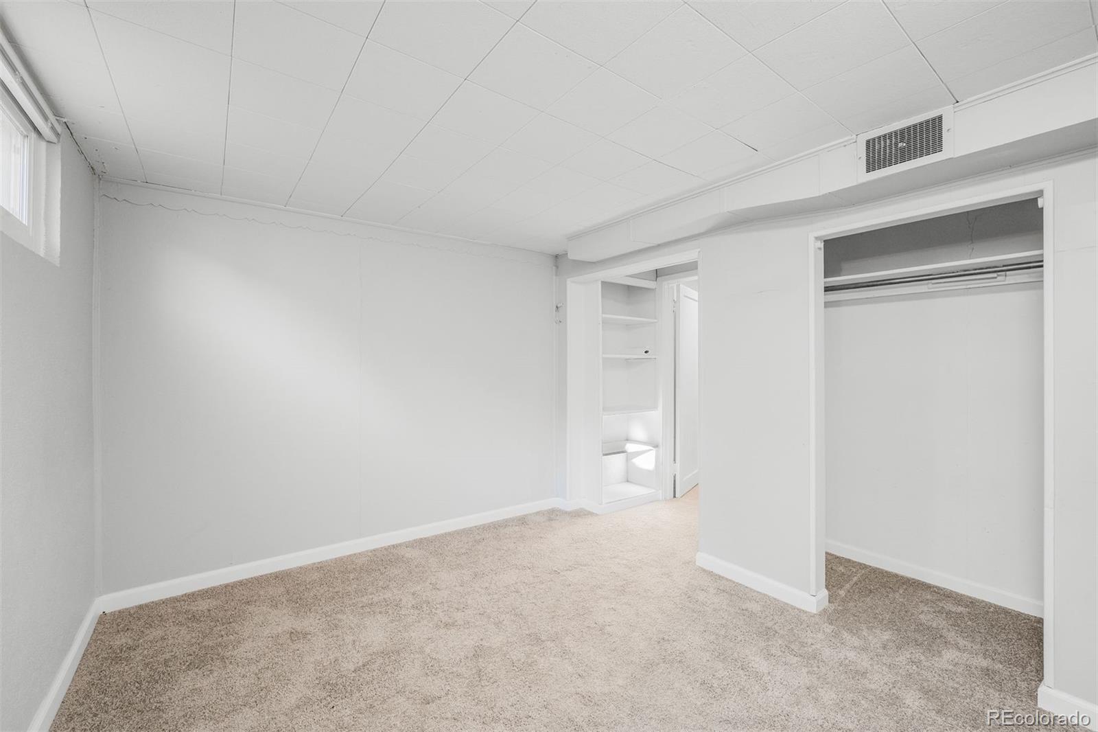 1187 Syracuse Street