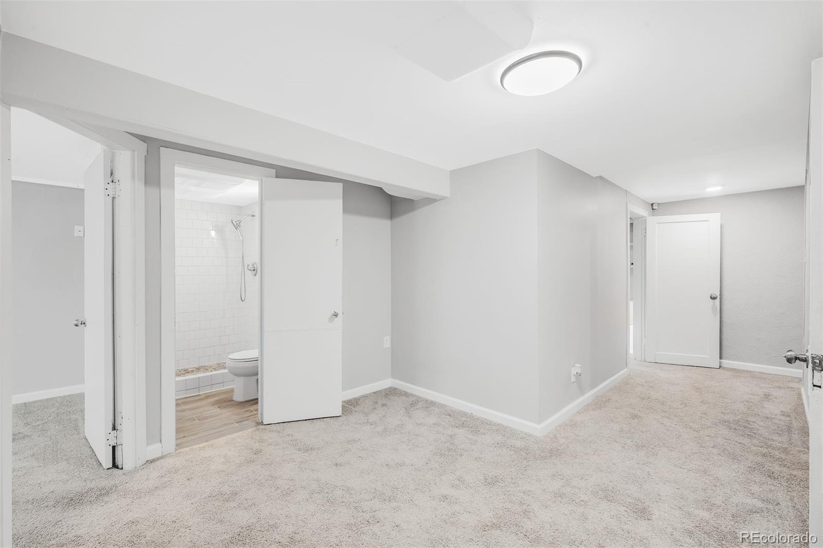 1187 Syracuse Street