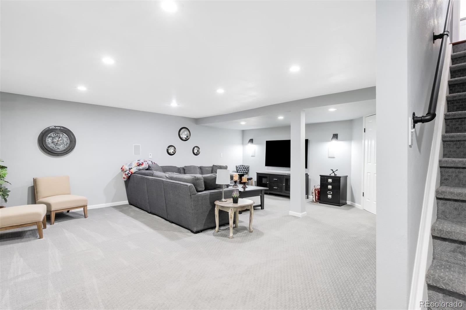 3046 Cottonwood Avenue