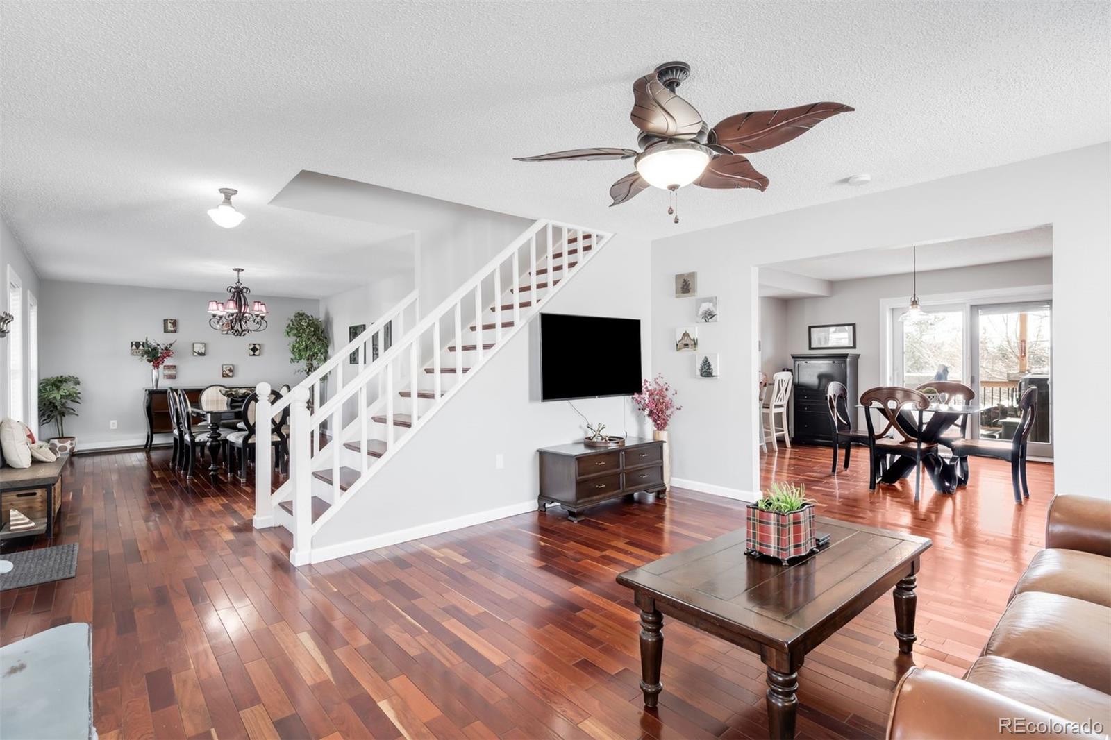 3046 Cottonwood Avenue