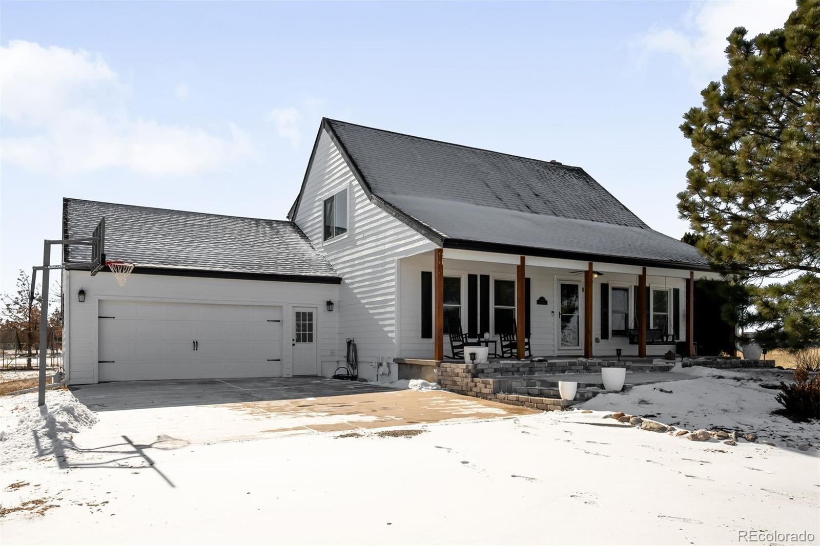 3046 Cottonwood Avenue