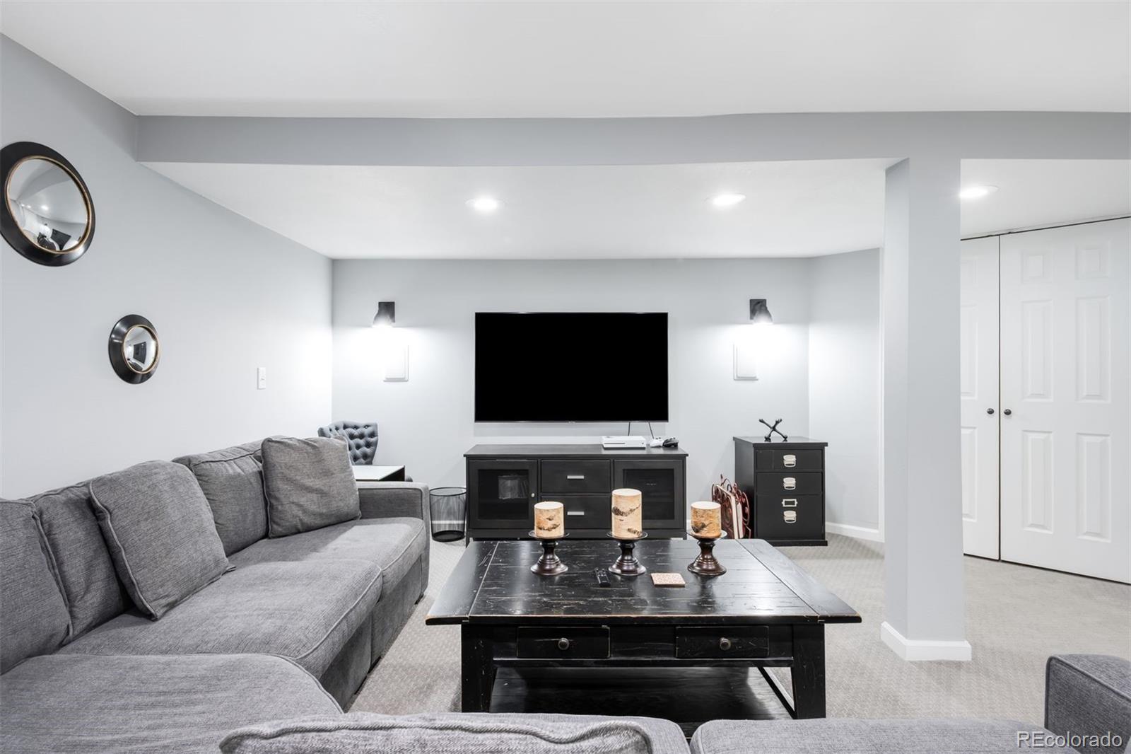 3046 Cottonwood Avenue