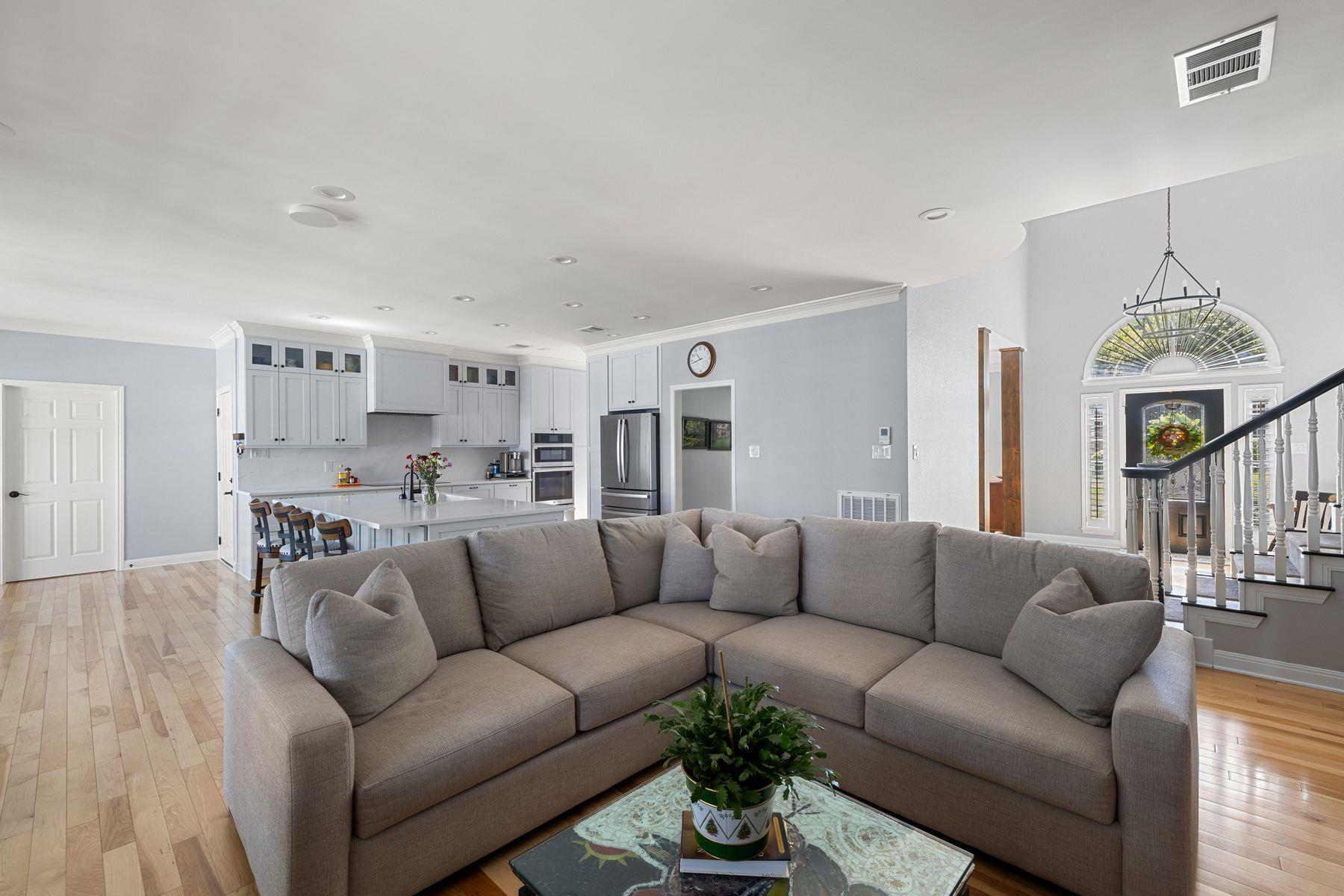 6026 Tributary Ridge DR