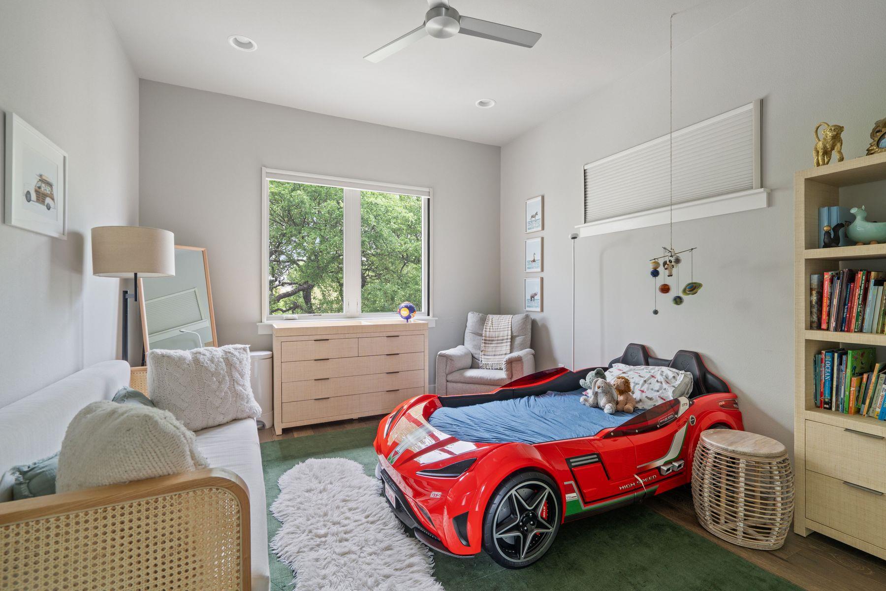 13213 Meridian Park BLVD