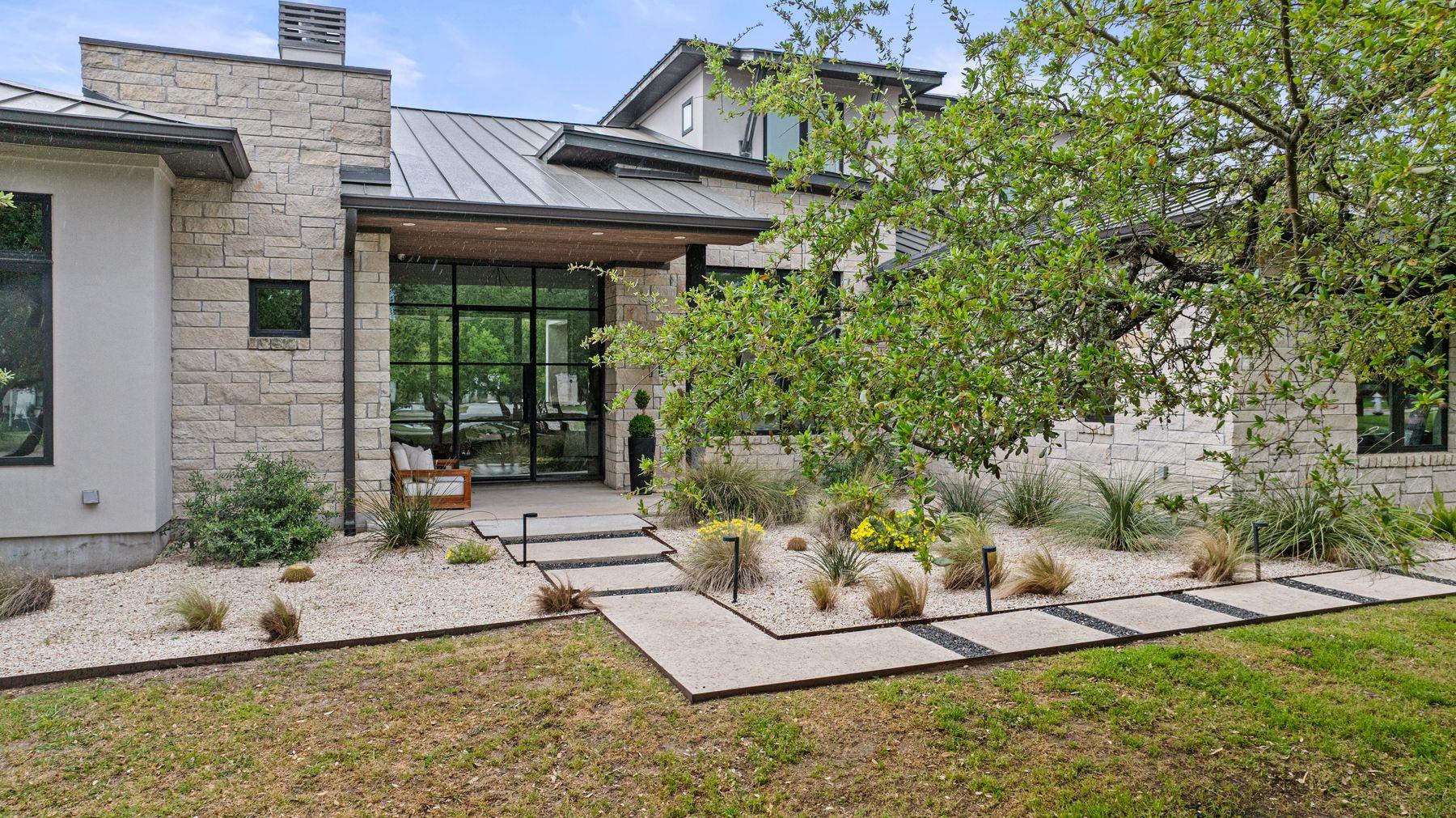 13213 Meridian Park BLVD