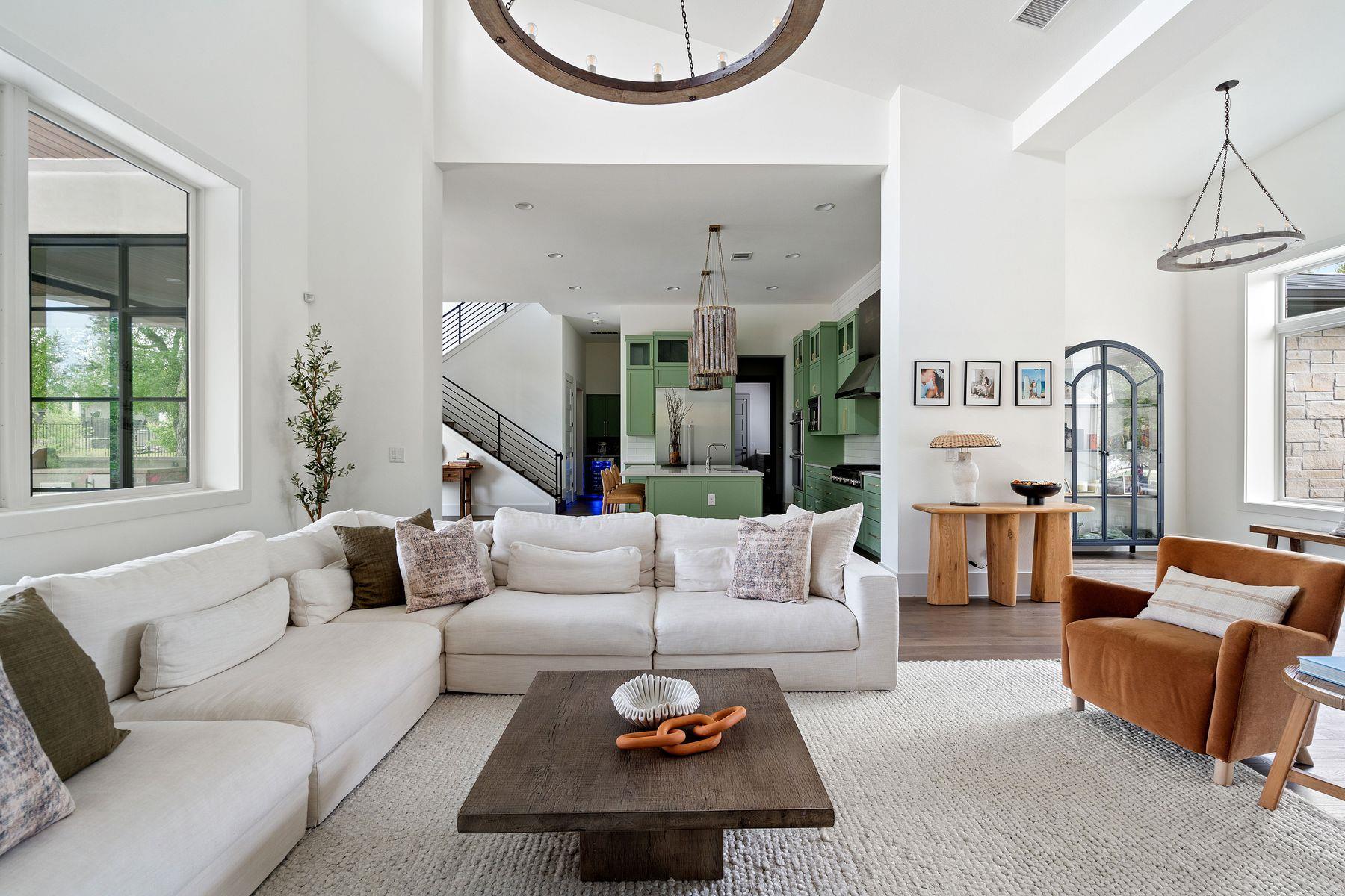 13213 Meridian Park BLVD