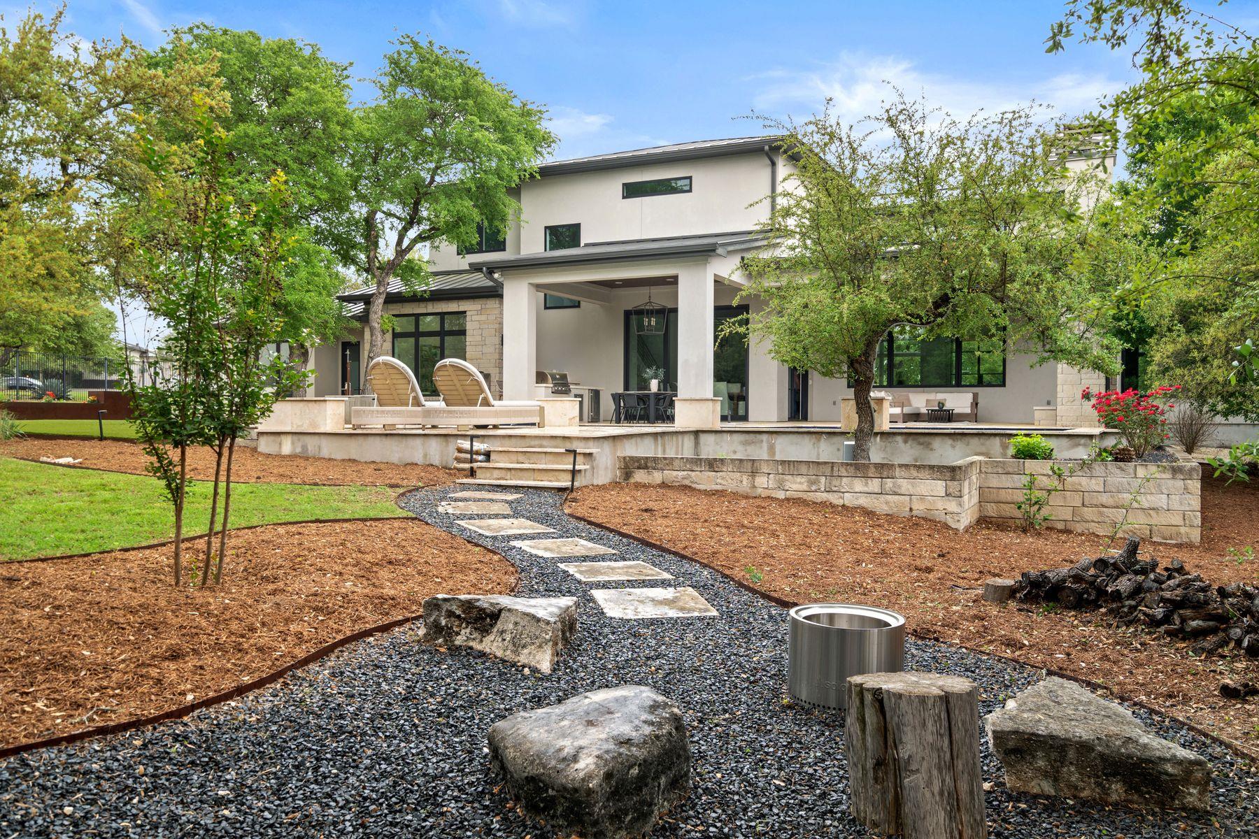 13213 Meridian Park BLVD