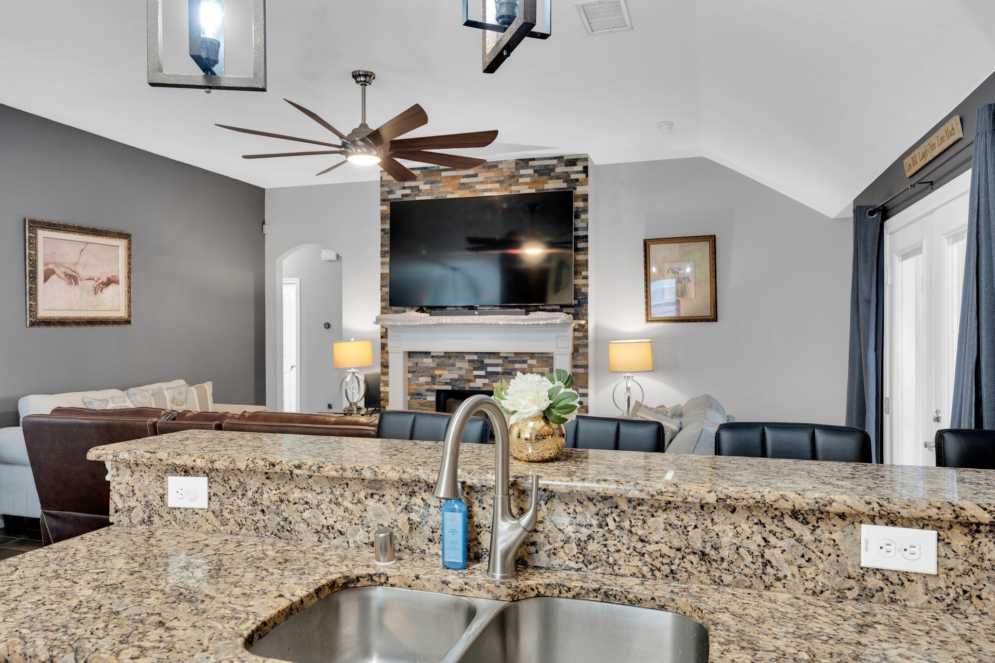 1136 Essex Drive