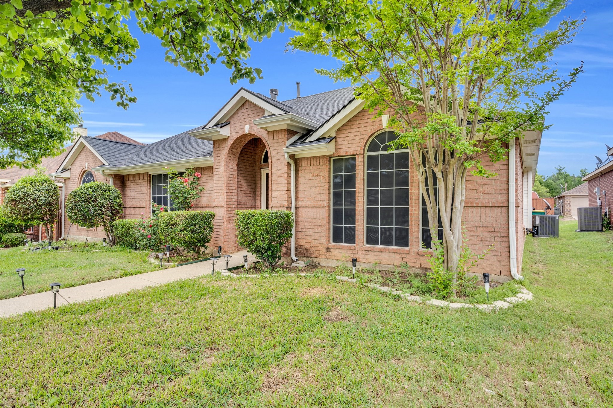 1136 Essex Drive