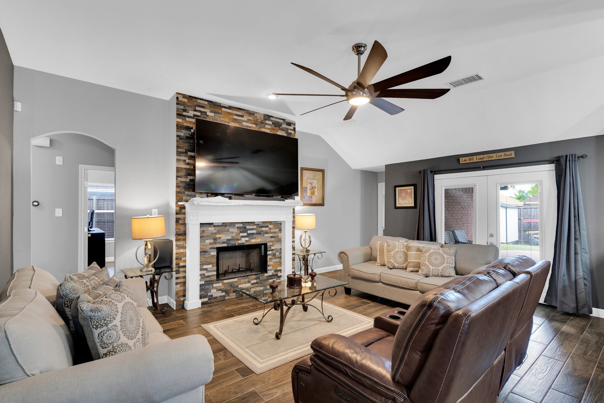 1136 Essex Drive