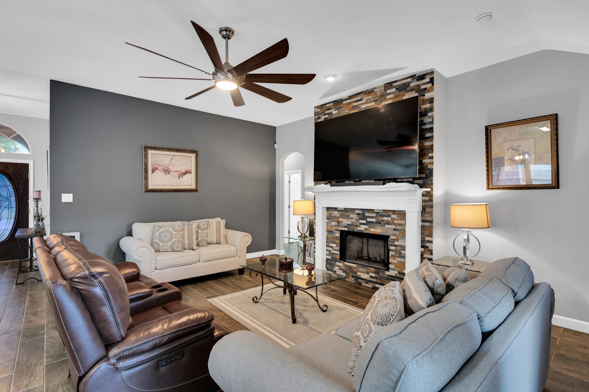 1136 Essex Drive