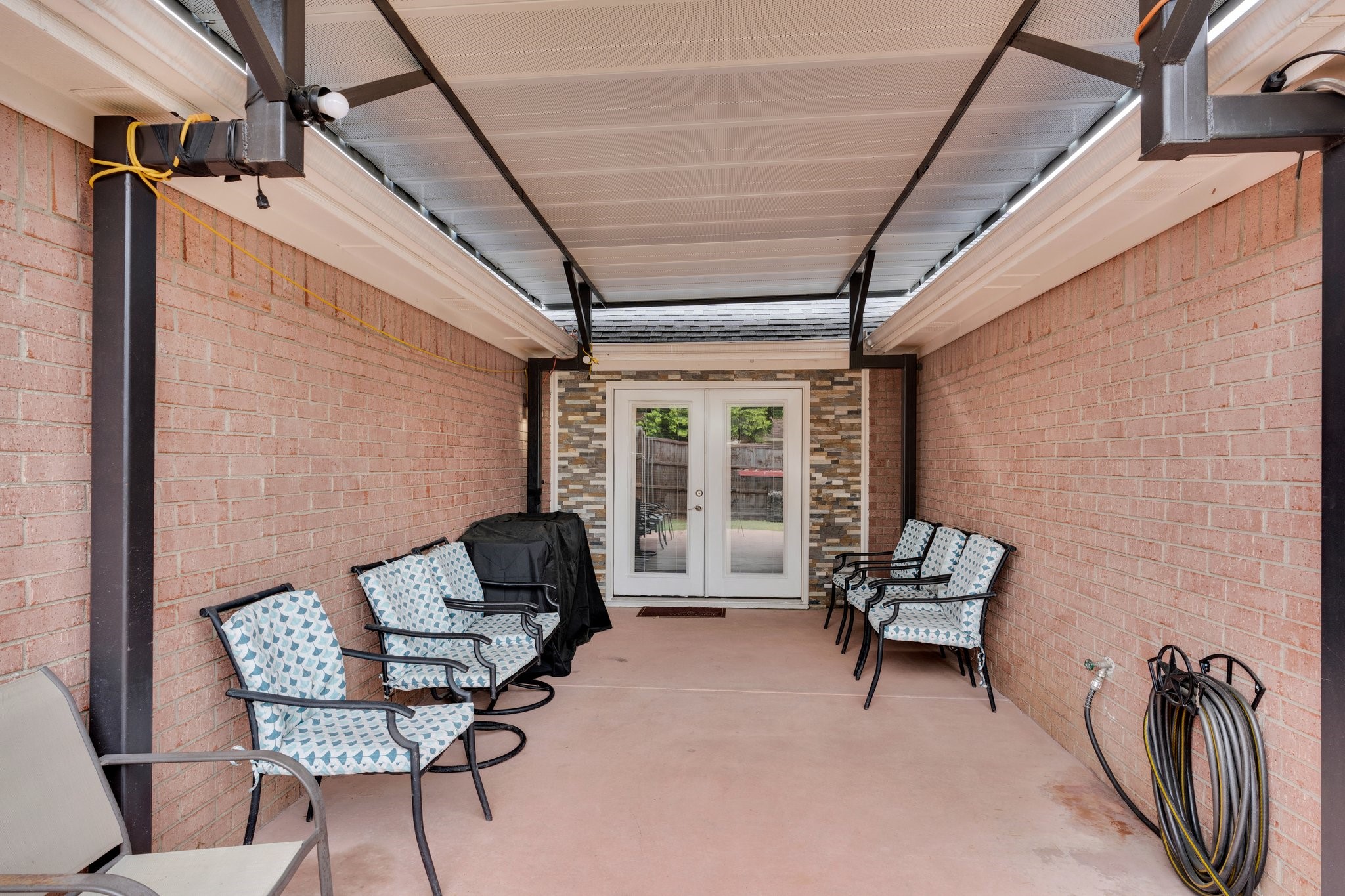 1136 Essex Drive