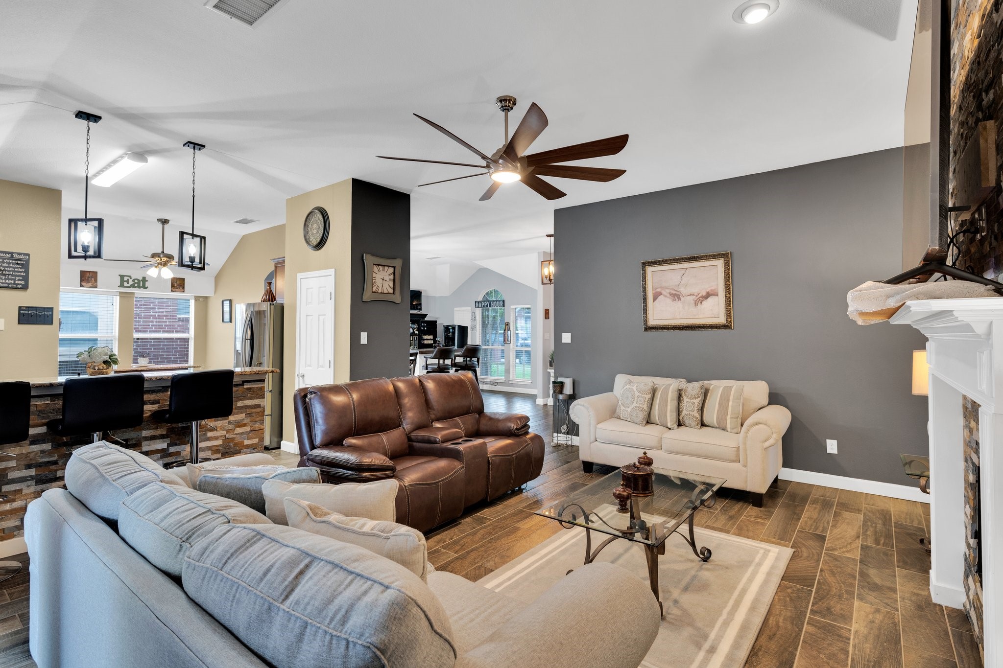 1136 Essex Drive