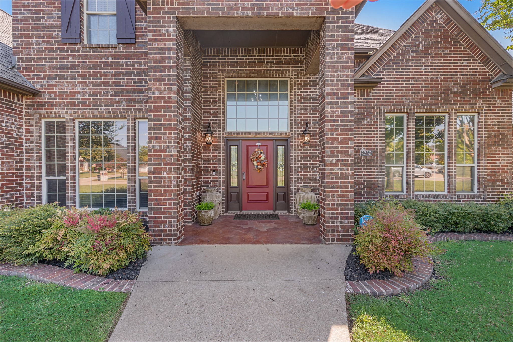 2230 Woodlands Circle