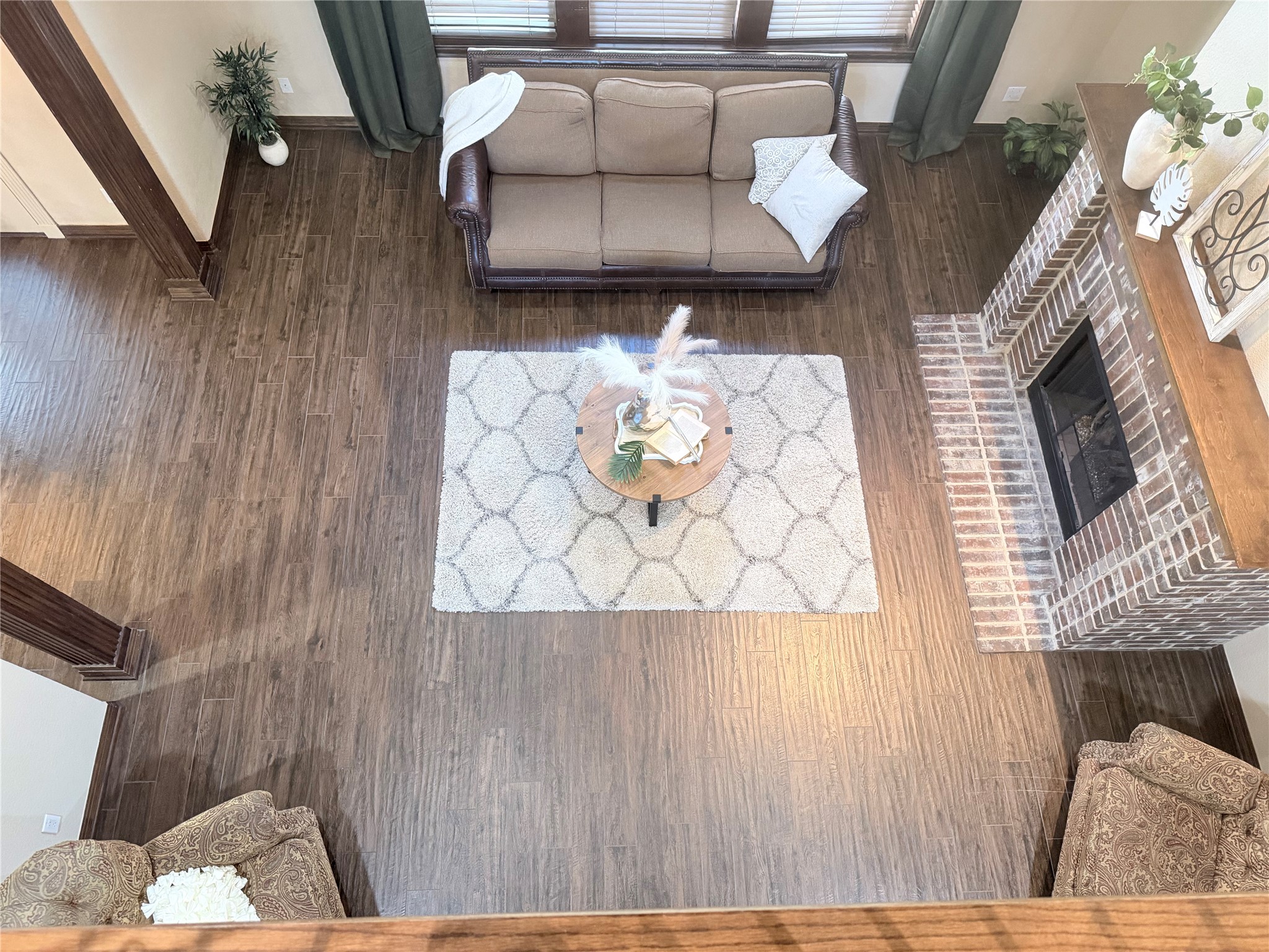 2230 Woodlands Circle