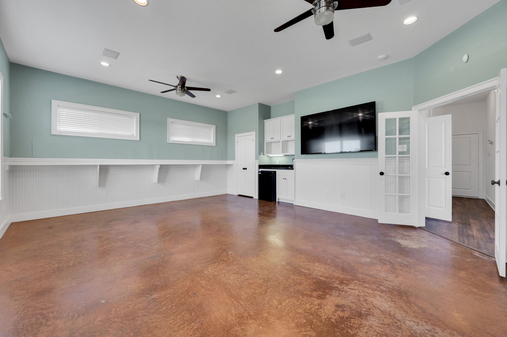 851 Black Champ Road