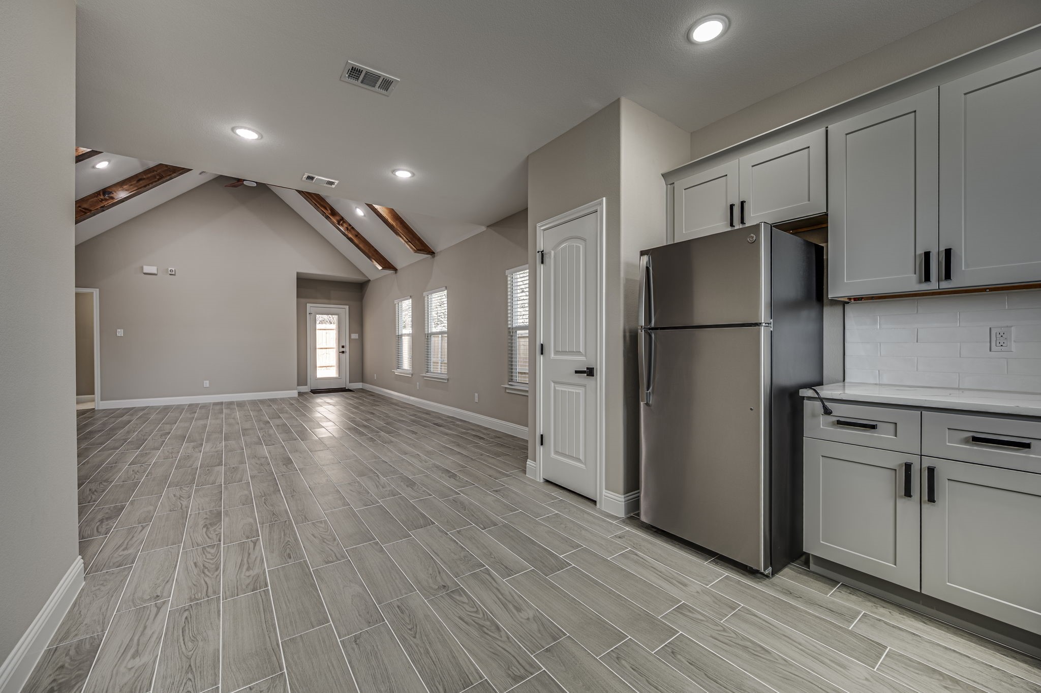 5858 Black Pine Circle