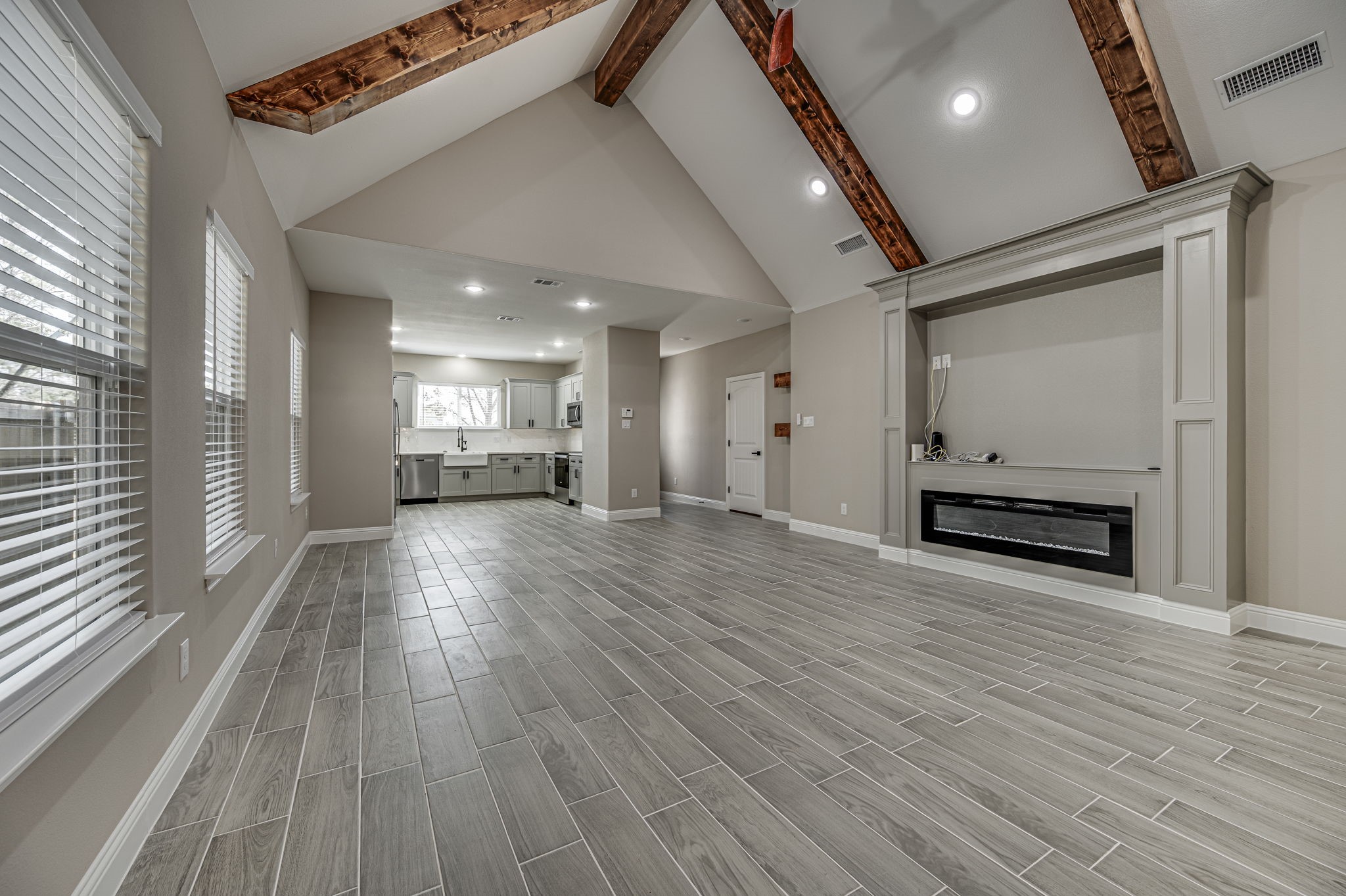5858 Black Pine Circle