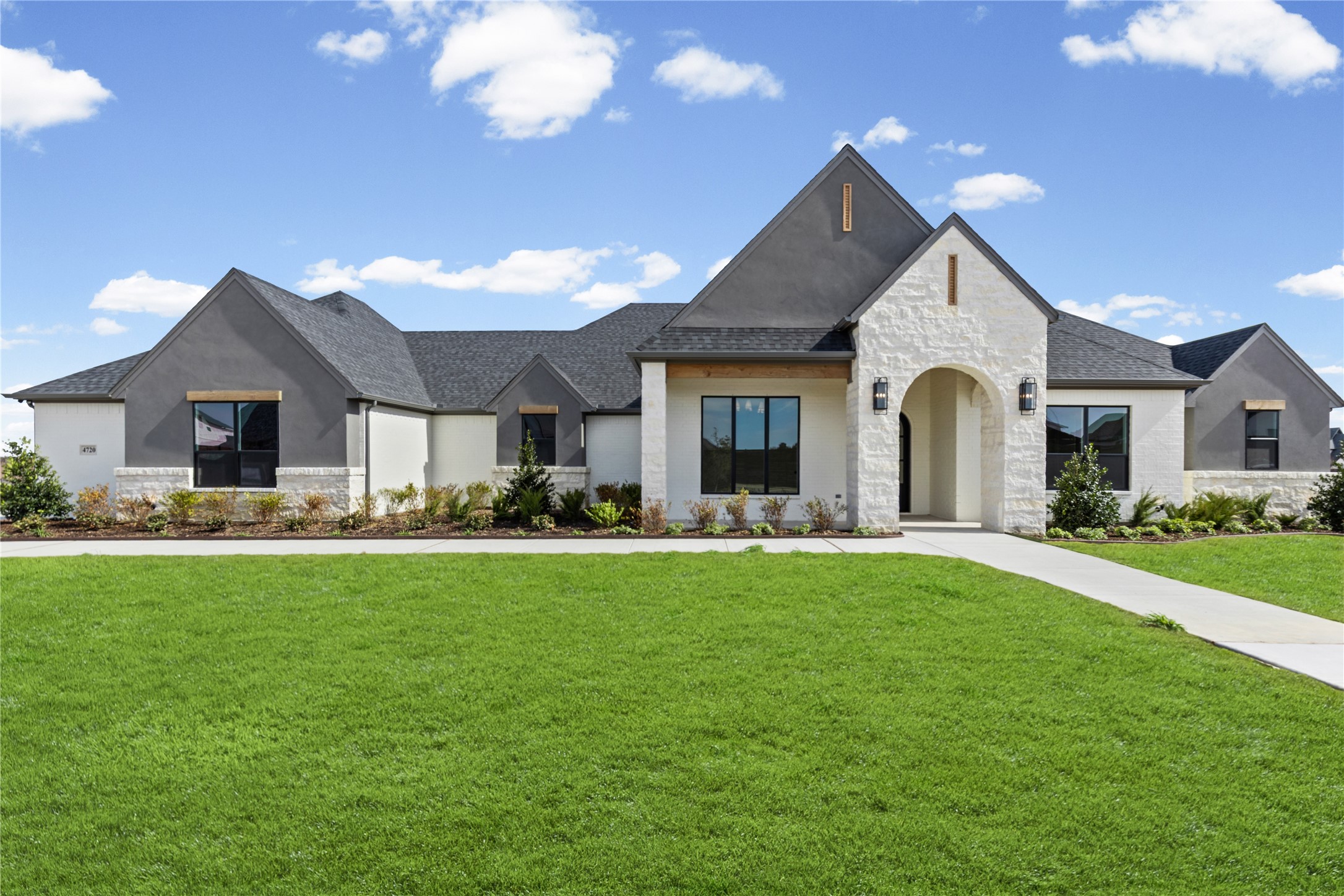 4720 Magnolia Trail