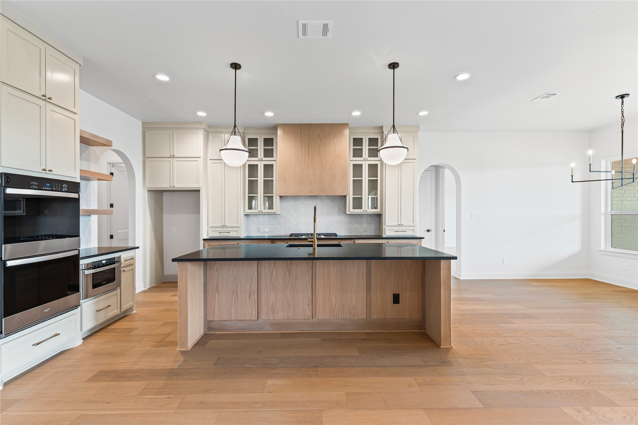 4720 Magnolia Trail